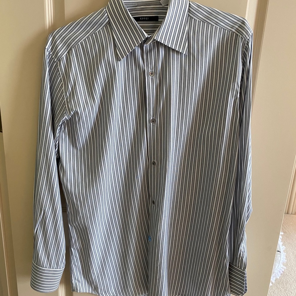 Men’s Gucci dress shirt